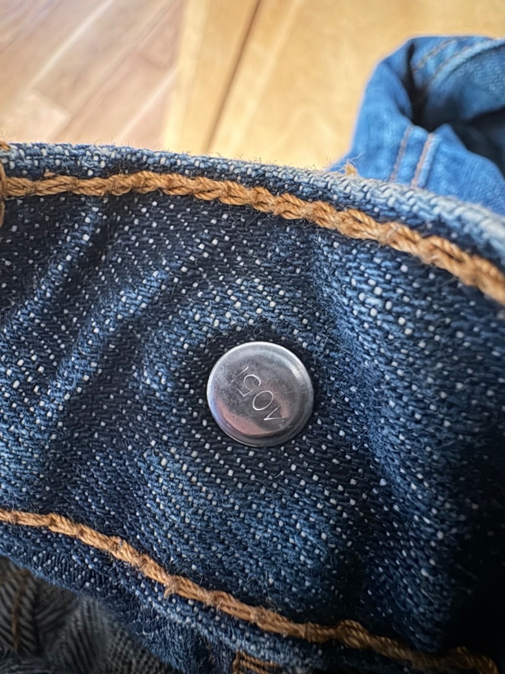 Levi Strauss & Co 505 Mens Jeans Regular Fit Blue Denim Size 31x34 - Picture 14 of 14